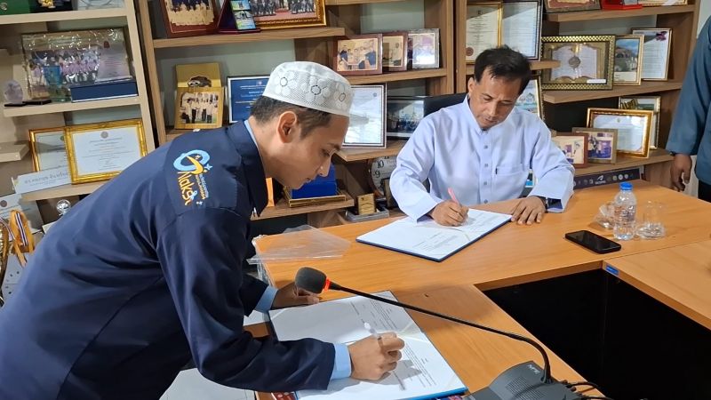 NURUL HAYAH 4 dan Pirayanawin Klonghin Wittaya School Thailand Resmikan Kerja Sama Internasional